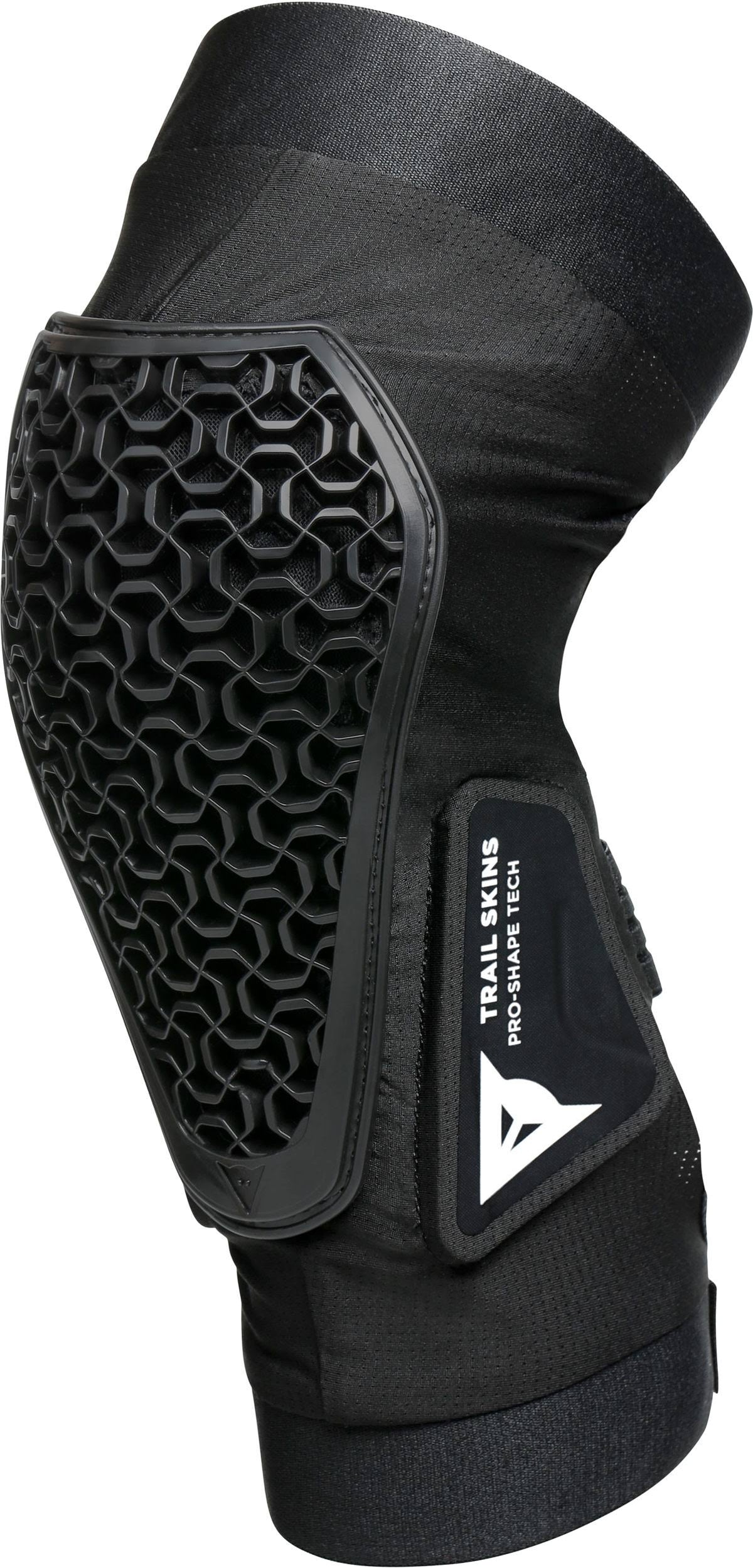 Black Knee Guard R3679