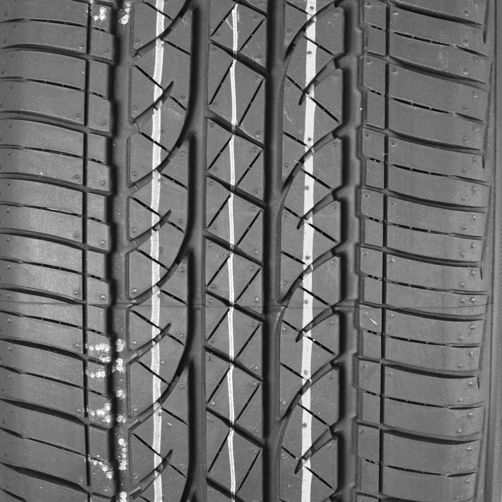 225/40R18 92 H Extra Load Performance Tire G636244