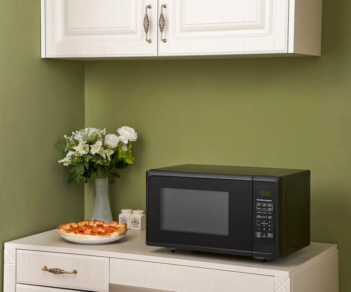 0.9 Cu Ft Microwave S7316