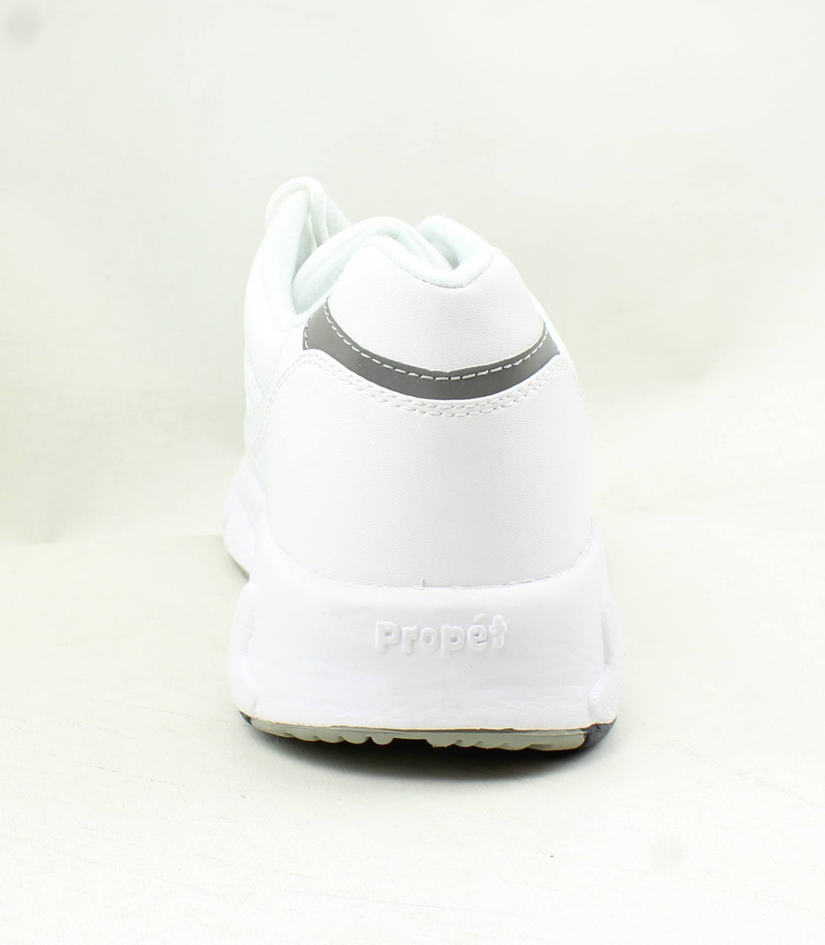White 11 Men's Walker A544921
