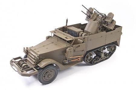 M-16 Half-Track 1-35 Plastic Model Vehicle K514623